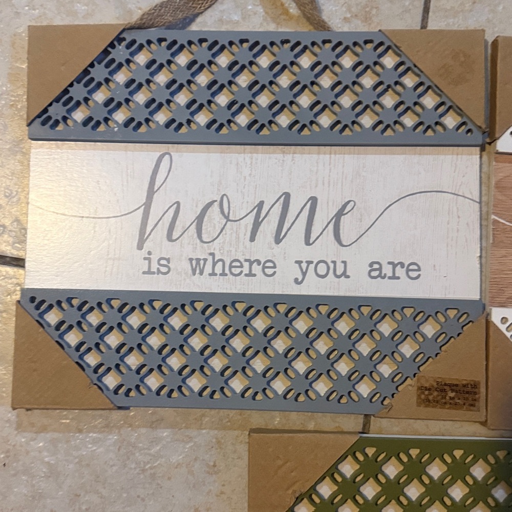 Home decor - Picture 2 of 6